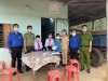 Đoàn TNCSHCM Công an huyện Phù Mỹ nhận đỡ đầu cháu Nguyễn Thị Ngọc Yến
