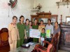 Hội Phụ nữ CA huyện Phù Mỹ nhận đỡ đầu em Nguyễn Da Huy