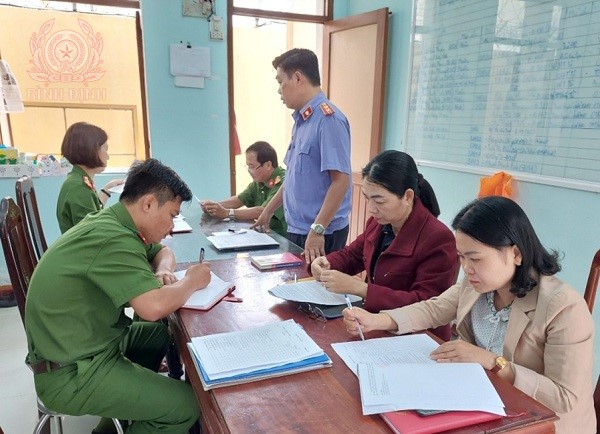 Đồng chí Trần Bình Phương - Phó Viện trưởng, Trưởng đoàn thông qua Quyết định, Kế hoạch trực tiếp kiểm sát