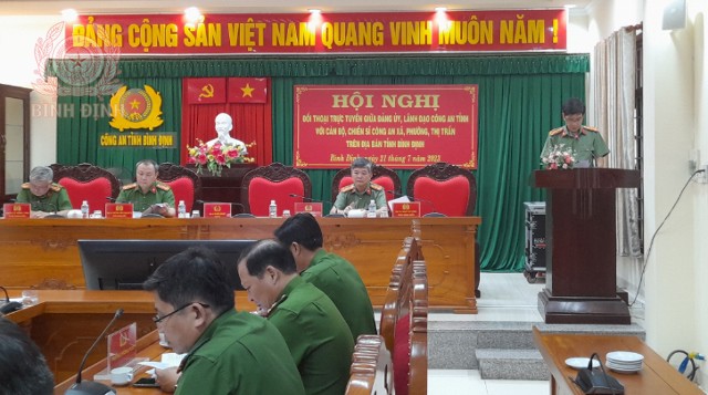 Tổ chức Hội nghị đối thoại trực tuyến giữa Đảng ủy, lãnh đạo Công an tỉnh với lực lượng Công an xã, phường, thị trấn trên địa bàn tỉnh Bình Định.