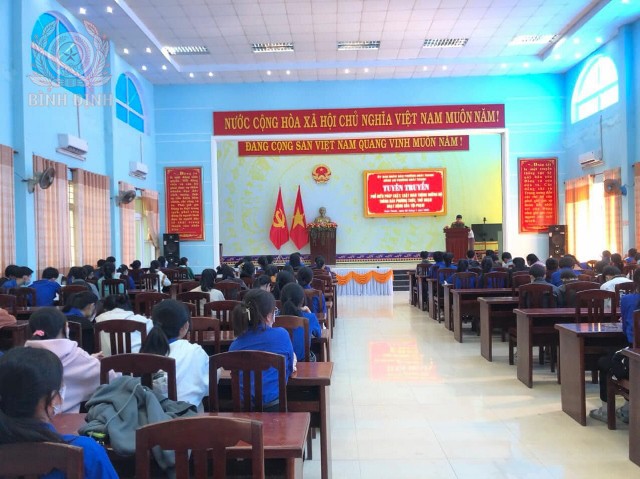 Phường Hoài Thanh, thị xã Hoài Nhơn: Tổ chức tuyên truyền pháp luật cho học sinh, đoàn viên, thanh niên.