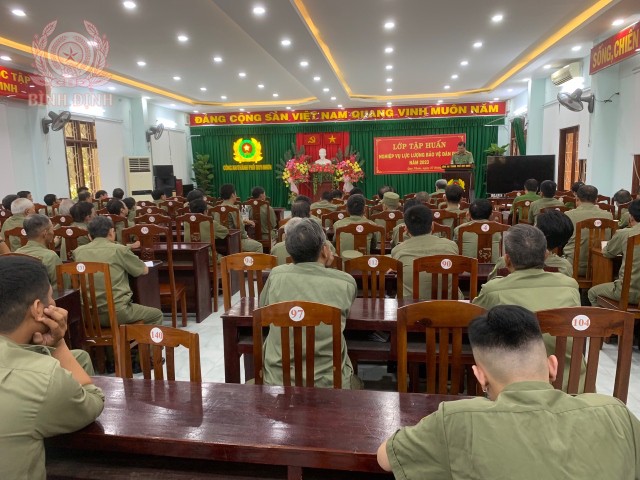 Công an thành phố Quy Nhơn tổ chức Lớp tập huấn nghiệp vụ cho lực lượng Bảo vệ dân phố năm 2023.