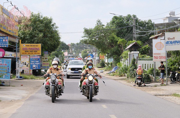 Công an huyện Tuy Phước ra quân tấn công trấn áp tội phạm.
