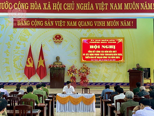 Phường Hoài Thanh tổ chức Hội nghị tổng kết công tác bảo đảm an ninh, trật tự và xây dựng phòng trào Toàn dân bảo vệ an ninh Tổ quốc năm 2023; triển khai chương trình công tác năm 2024.