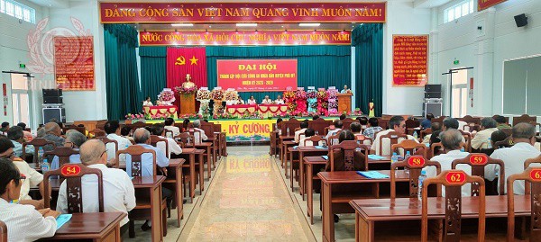 Quang cảnh đại hội