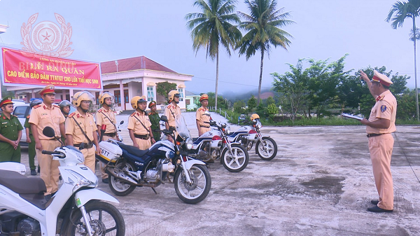 Công an huyện An Lão sẵn sàng lực lượng, phương tiện trong ngày đầu ra quân