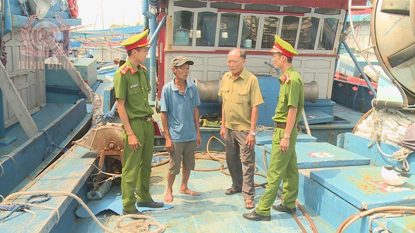 ca thi xa hoai nhon tuyen truyen 1