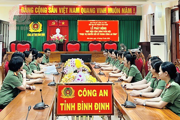 Hội Phụ nữ phòng Tham mưu Công an tỉnh tích cực trong công tác hội năm 2024.