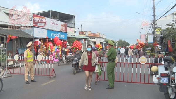 cong an huyen tuy phuoc giu gin antt le hoi cho go