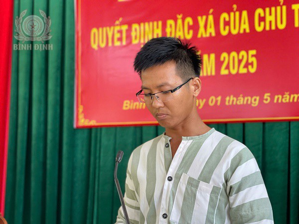 pham nhan bay to su cam on sau sac voi chinh sach nhan dao cua dang va nha nuoc